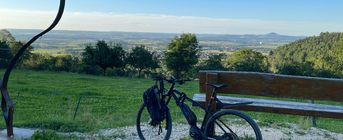 E-Bike mit 68 — Trails, Wälder und eine Downhill-Strecke vor der Haustür